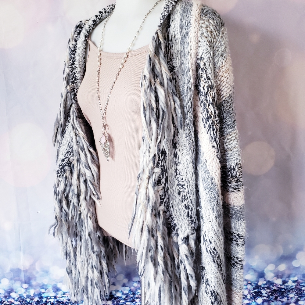 Chunky Knit Cardigan - Picture 11 of 12